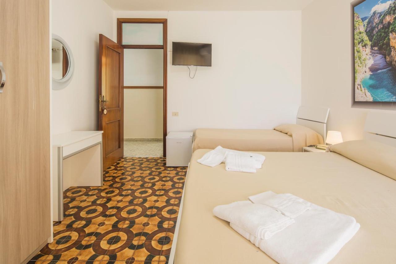 Hotel Rosy Battipaglia Zewnętrze zdjęcie