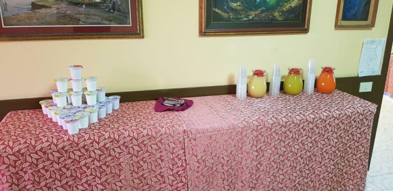 Hotel Rosy Battipaglia Zewnętrze zdjęcie