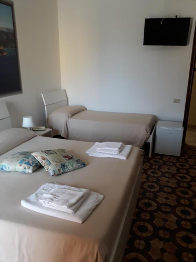 Hotel Rosy Battipaglia Zewnętrze zdjęcie